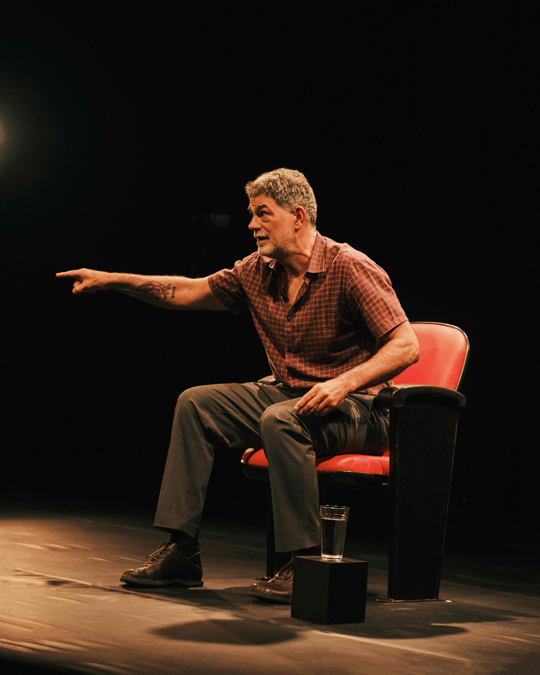 “O Motociclista no Globo da Morte” (15 e 16/9) com Eduardo Moscovis, premiado com o Shell por sua atuação